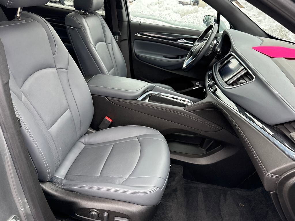 Used 2023 Buick Enclave Essence w/ Experience Buick Package image 8