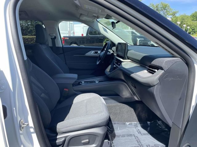 Used 2025 Ford Explorer Active RWD image 31