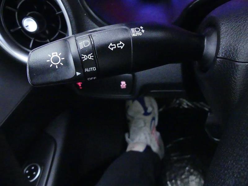 Used 2023 Kia Forte LXS image 18