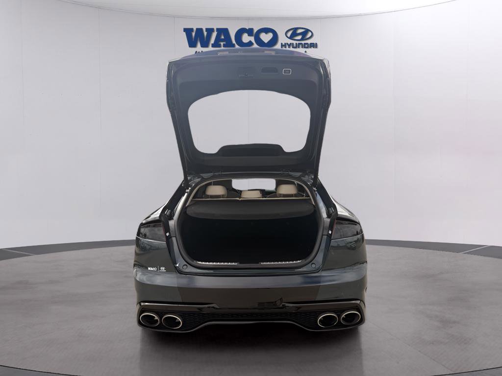 Used 2023 Kia Stinger GT2 image 13