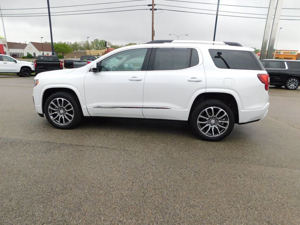 Used 2023 GMC Acadia Denali w/ Denali Technology Package AWD/4WD image 6