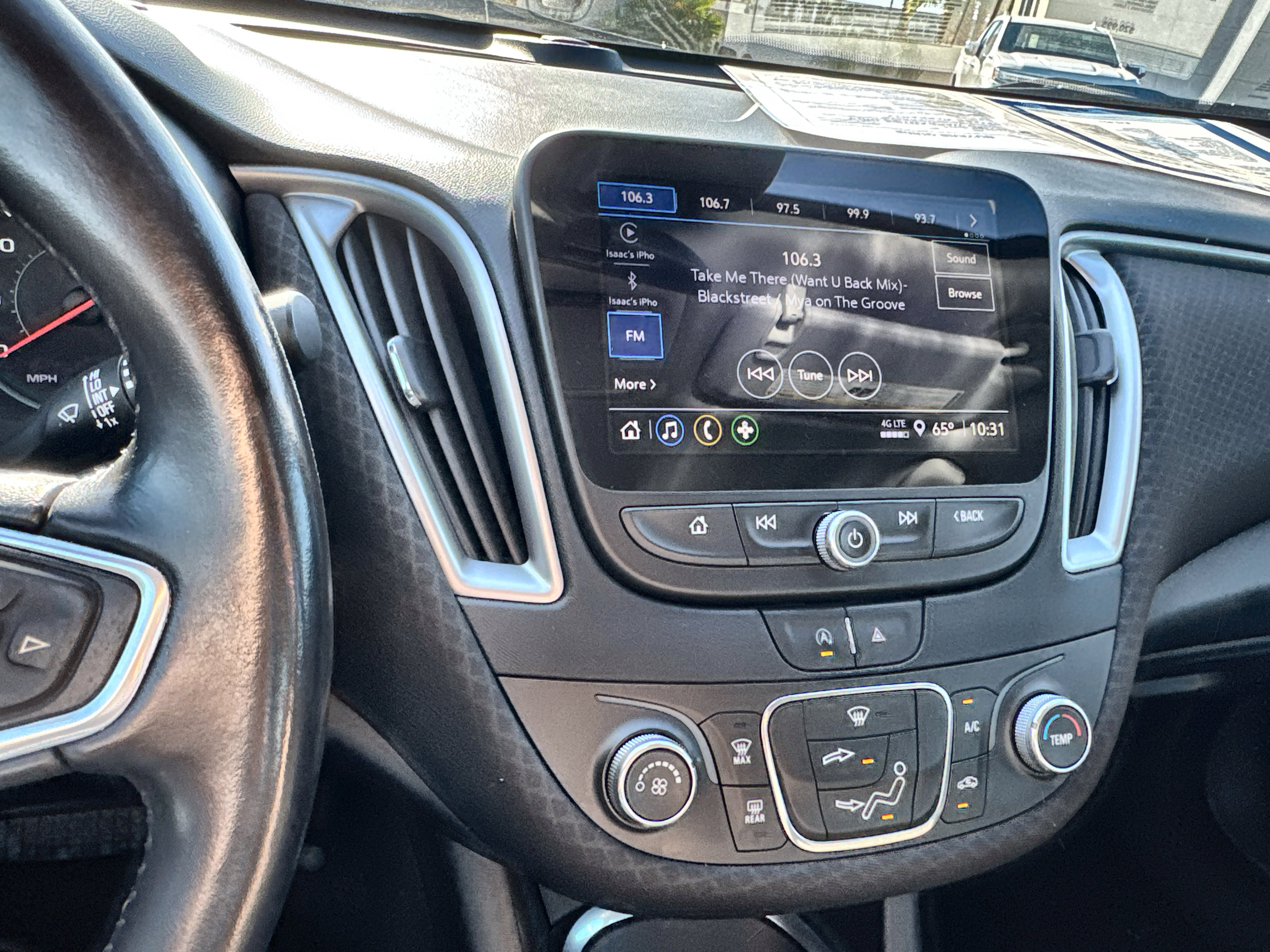 Used 2022 Chevrolet Malibu RS image 13