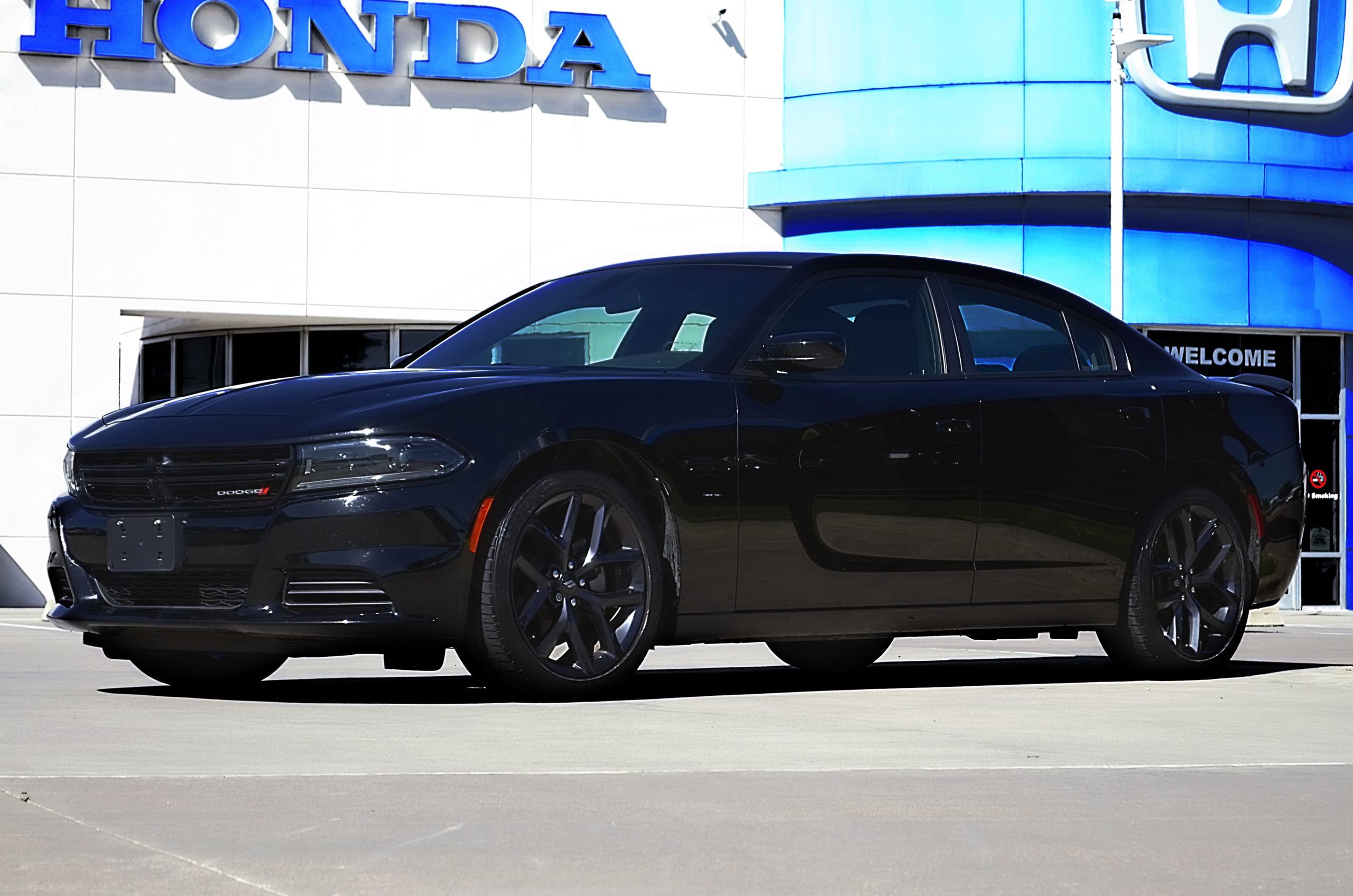 Used 2023 Dodge Charger SXT w/ Blacktop Package