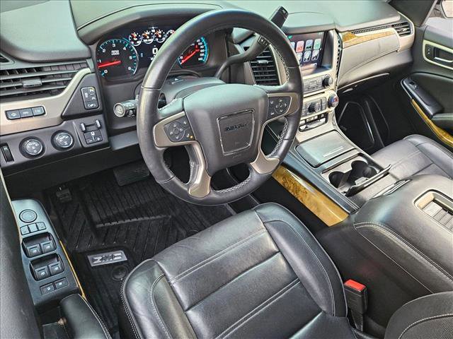 Used 2017 GMC Yukon Denali w/ Open Road Package image 10