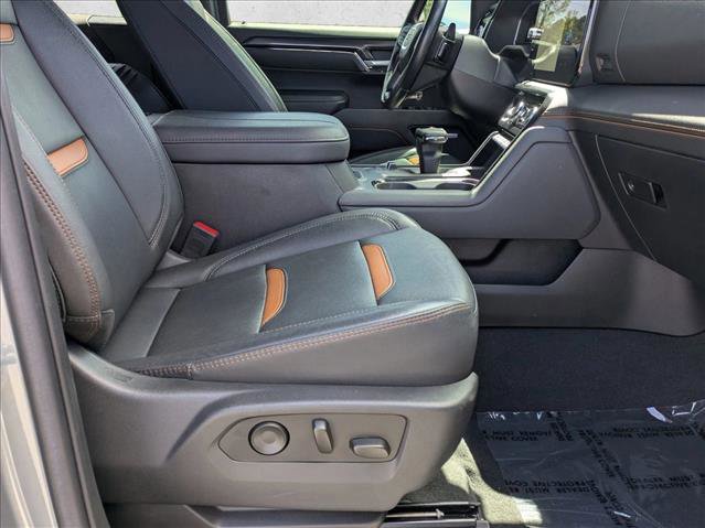 Used 2023 GMC Sierra 1500 AT4 w/ Technology Package image 18