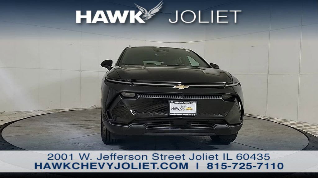 Used 2026 Chevrolet Equinox EV LT image 9