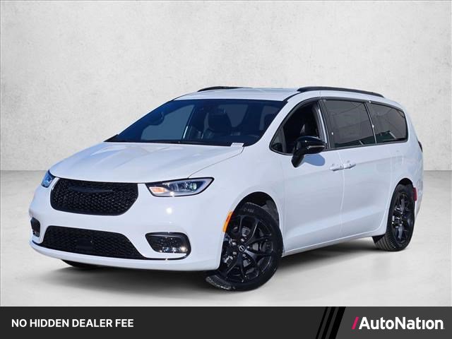 New 2026 Chrysler Pacifica Select w/ S Appearance Package FWD image 1