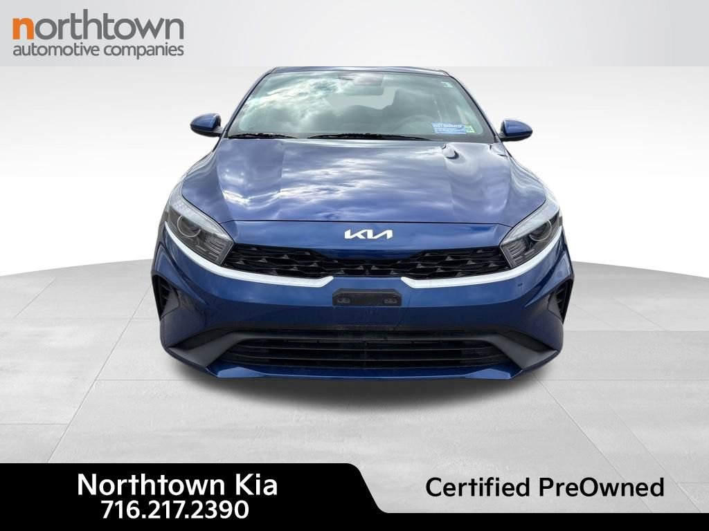 Certified 2023 Kia Forte LXS image 3