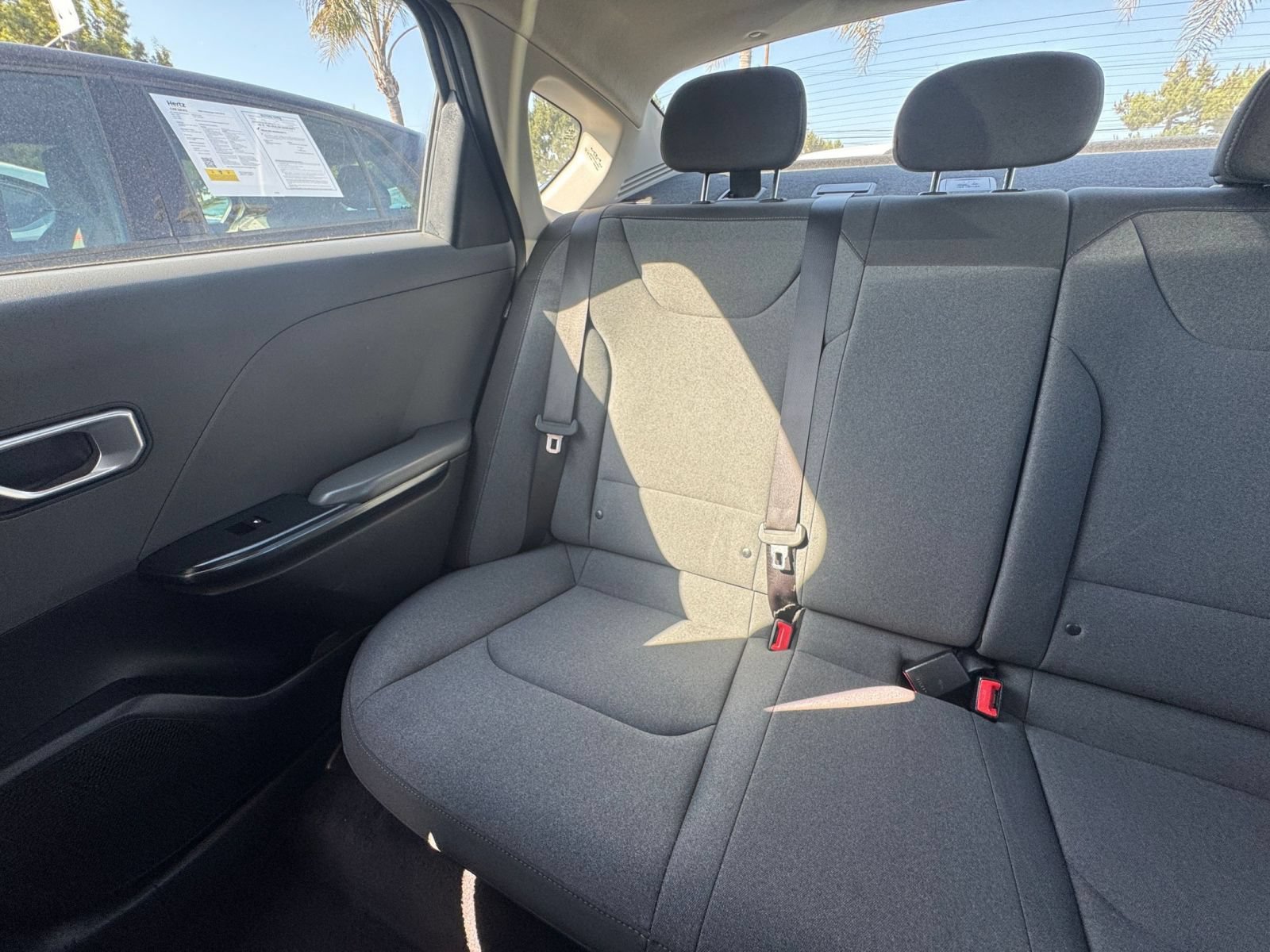 Used 2025 Kia K4 FWD image 38