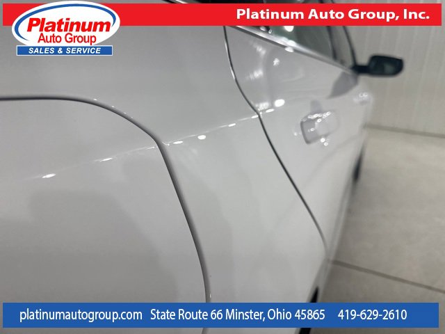 Used 2022 Chevrolet Malibu LT image 38