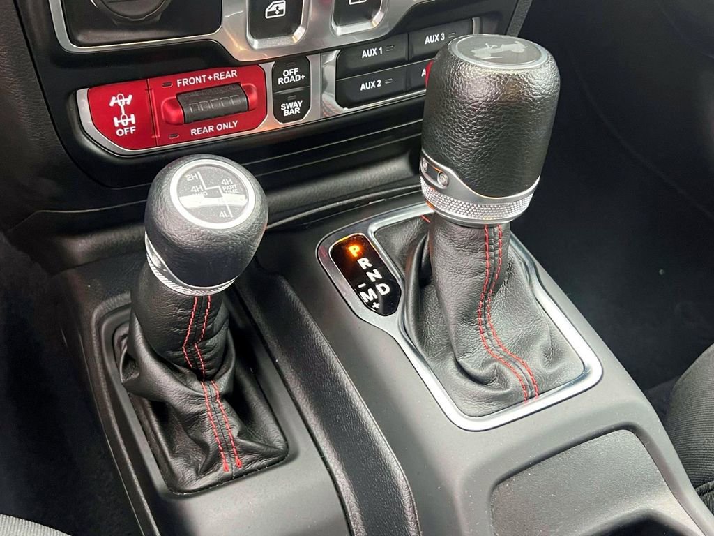 Used 2022 Jeep Wrangler Rubicon w/ Steel Bumper Group AWD/4WD image 23