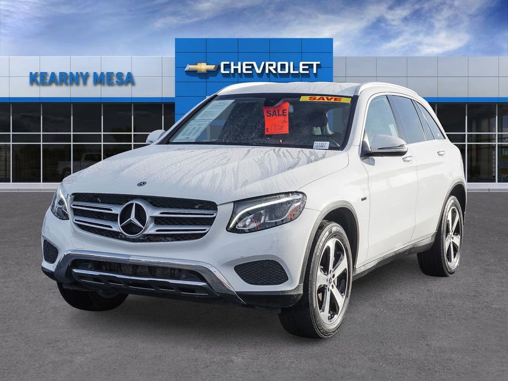 Used 2019 Mercedes-Benz GLC 350e 4MATIC image 2