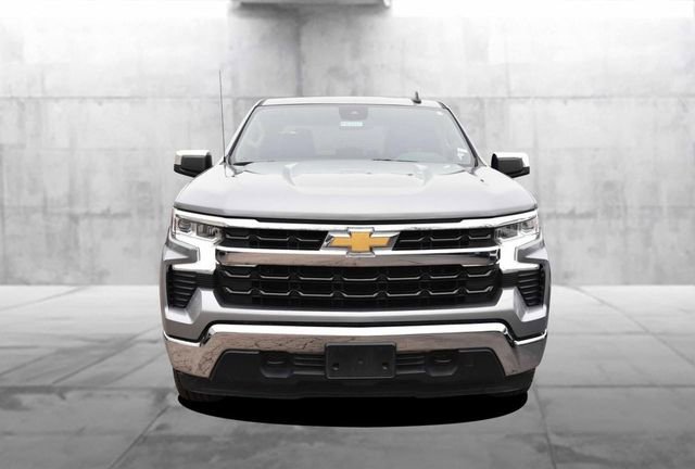 Used 2025 Chevrolet Silverado 1500 LT AWD/4WD image 4