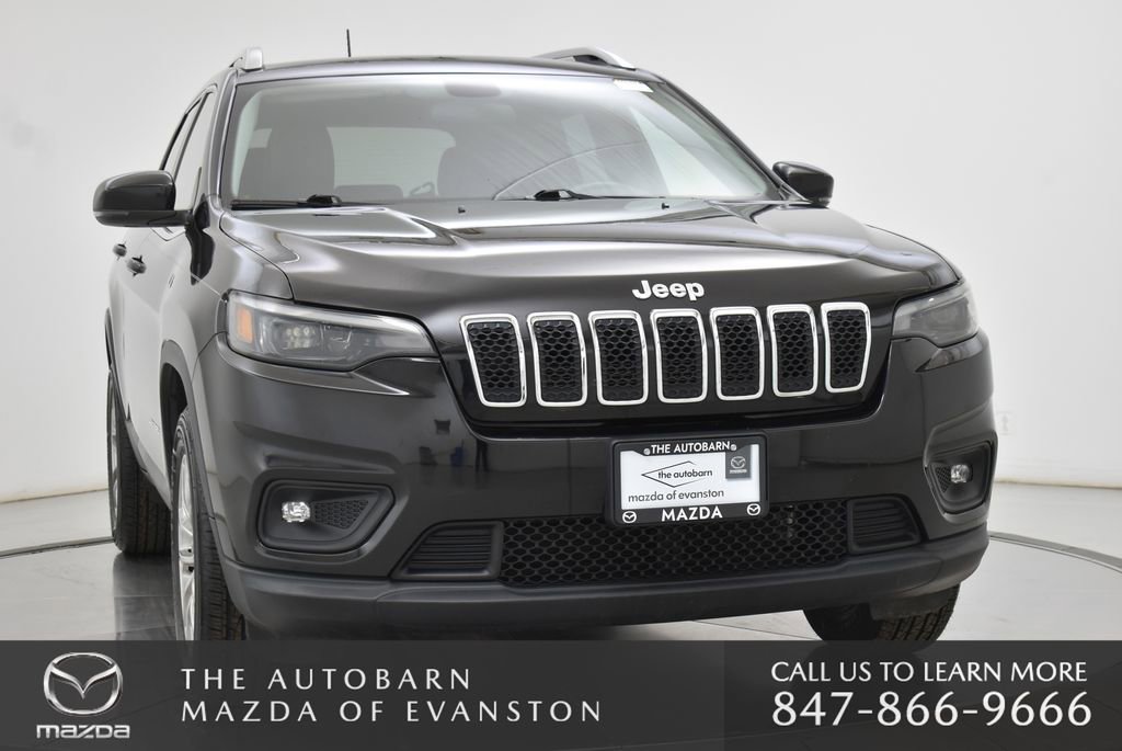 Used 2019 Jeep Cherokee Latitude Plus w/ Cold Weather Group image 11
