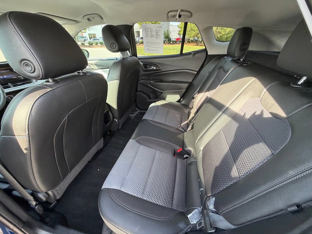 Used 2024 Chevrolet Trax LT FWD image 22