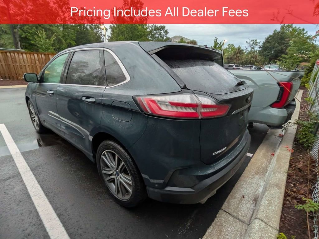 Used 2019 Ford Edge Titanium w/ Equipment Group 301A FWD image 4