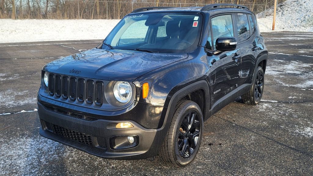 Used 2018 Jeep Renegade Altitude w/ UConnect 8.4 Nav Group image 3