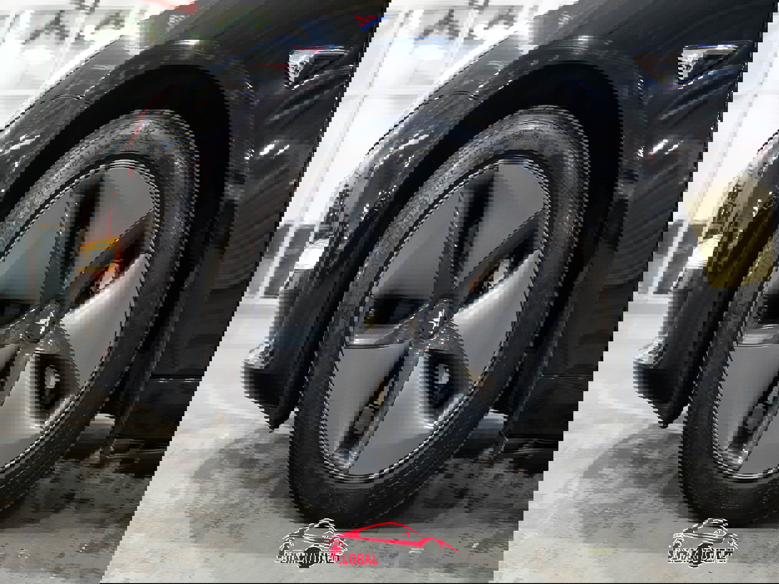 Used 2019 Tesla Model 3 Long Range image 9