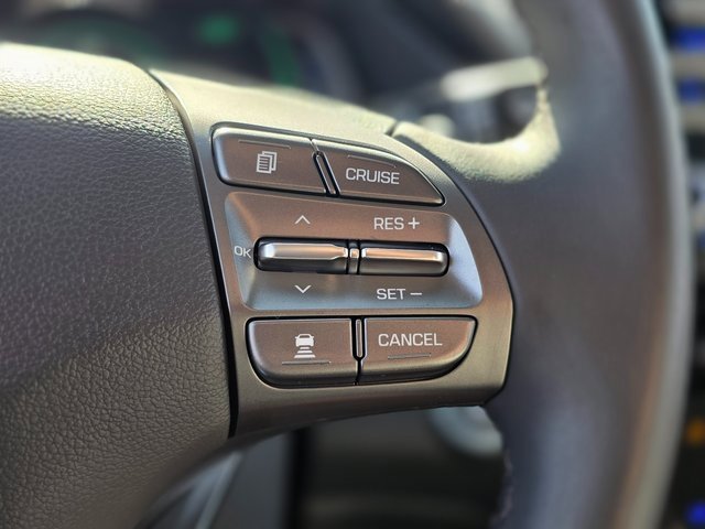 Used 2022 Hyundai Ioniq SEL image 26