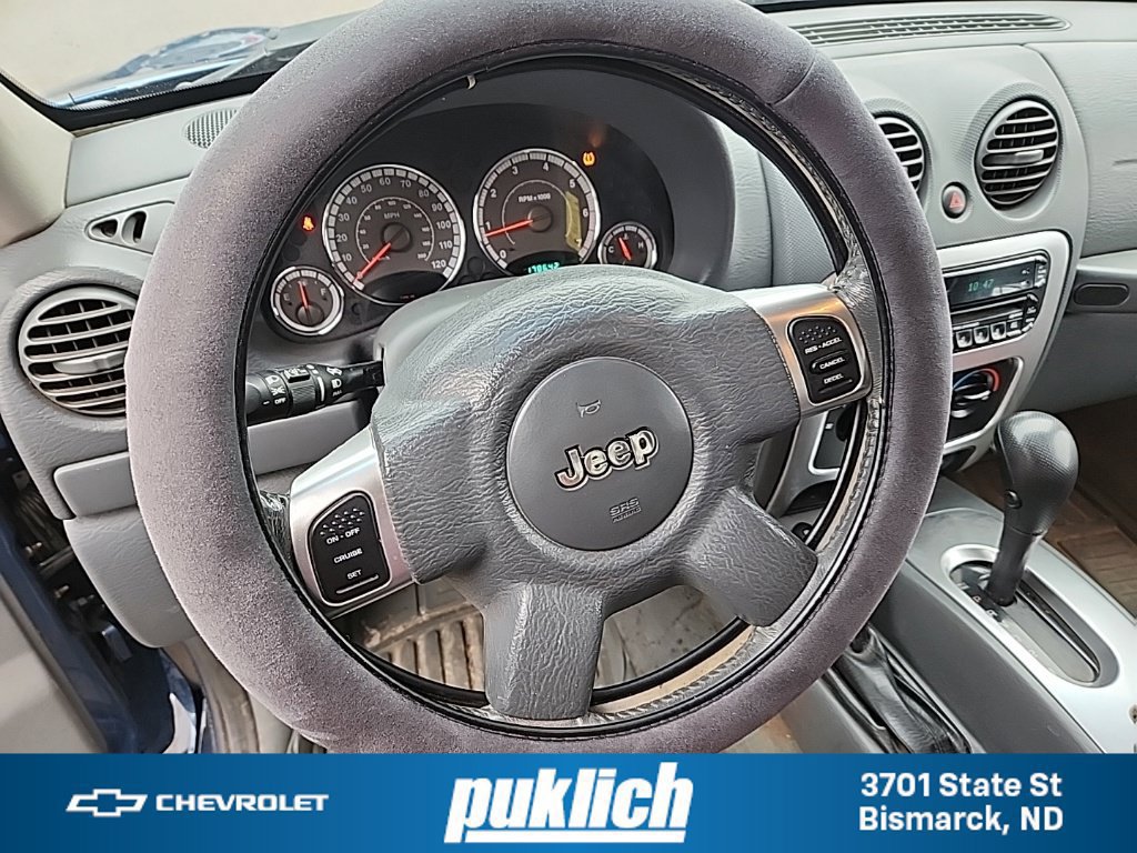 Used 2005 Jeep Liberty Limited AWD/4WD image 9