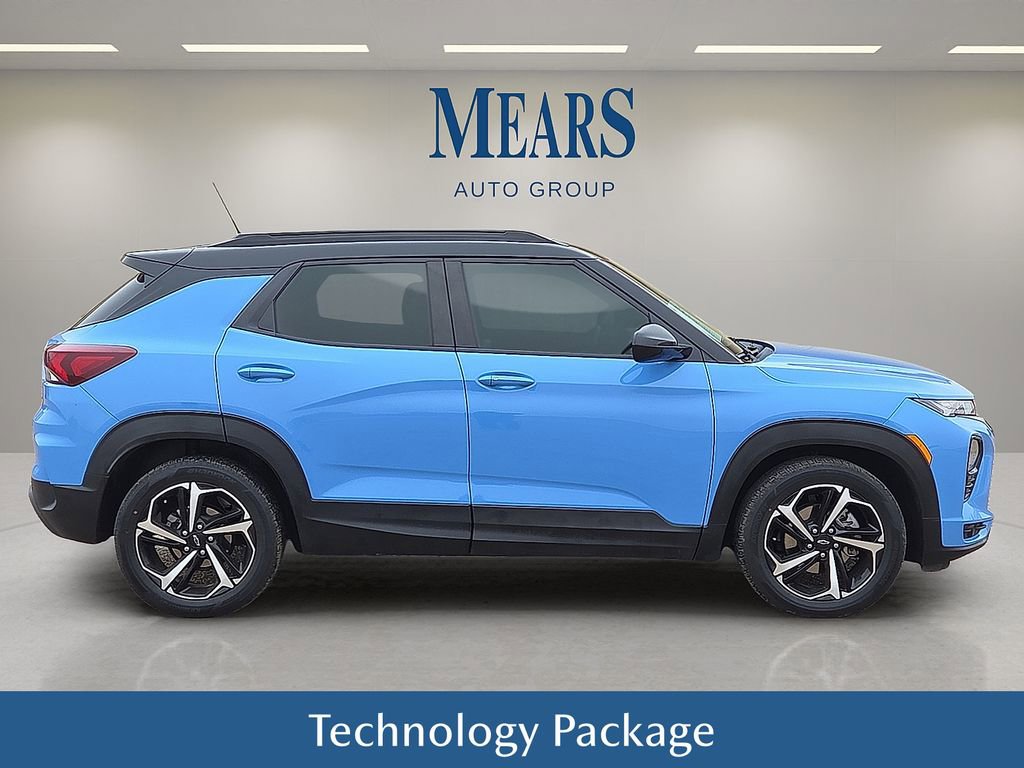 Used 2023 Chevrolet TrailBlazer RS w/ Sun and Liftgate Package image 7