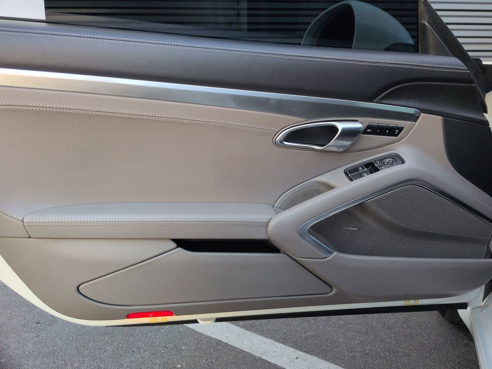 Used 2013 Porsche 911 Carrera S image 14