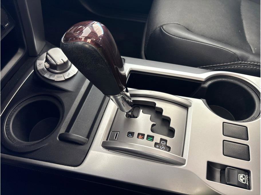 Used 2021 Toyota 4Runner Limited image 25