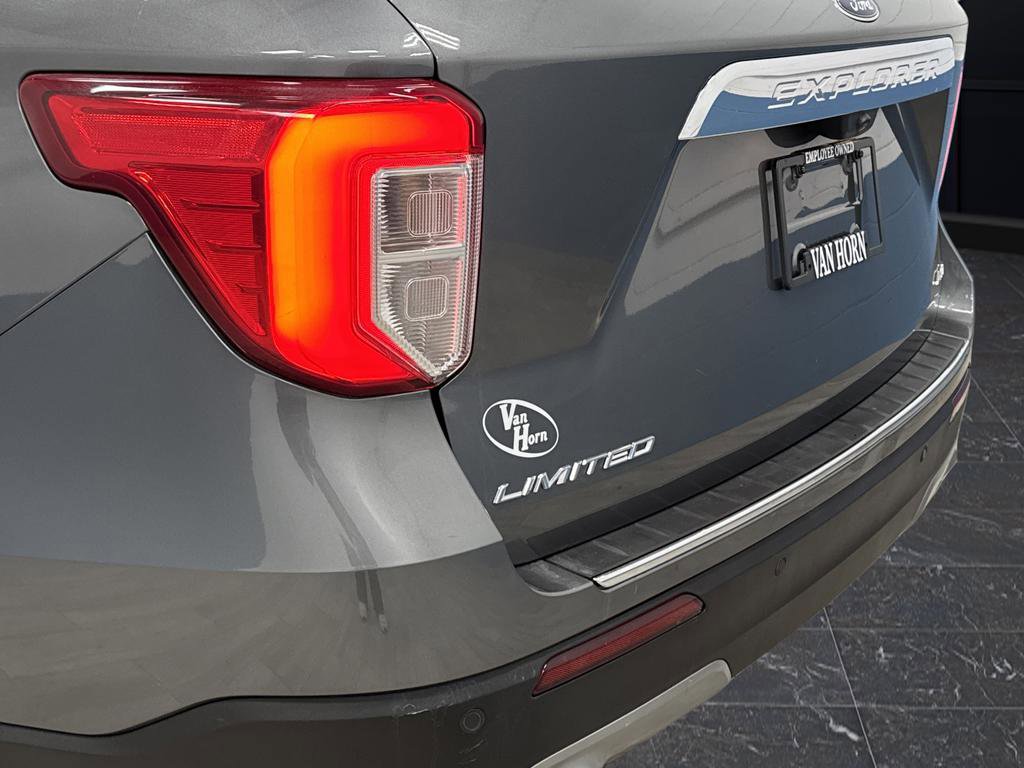 Used 2023 Ford Explorer Limited image 37