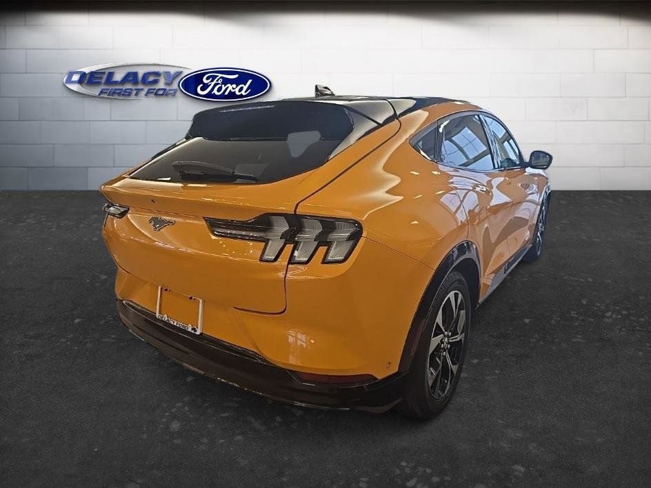 Used 2022 Ford Mustang Mach-E Premium image 6
