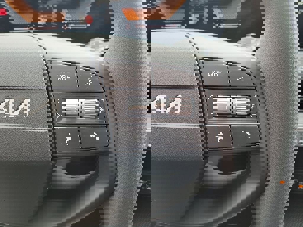 New 2026 Kia K4 LXS image 26