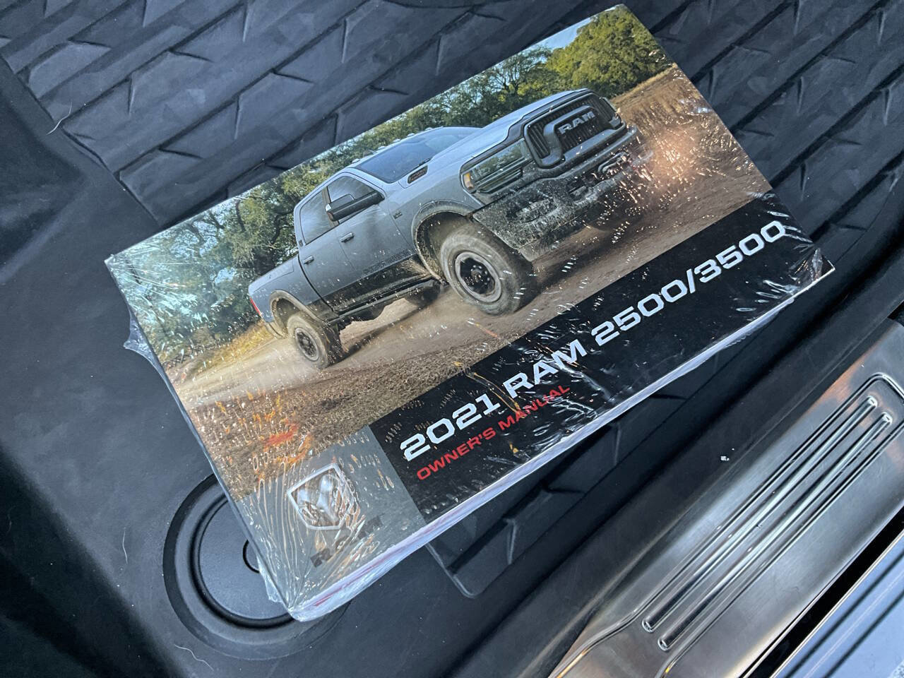 Used 2021 RAM 2500 Limited image 34