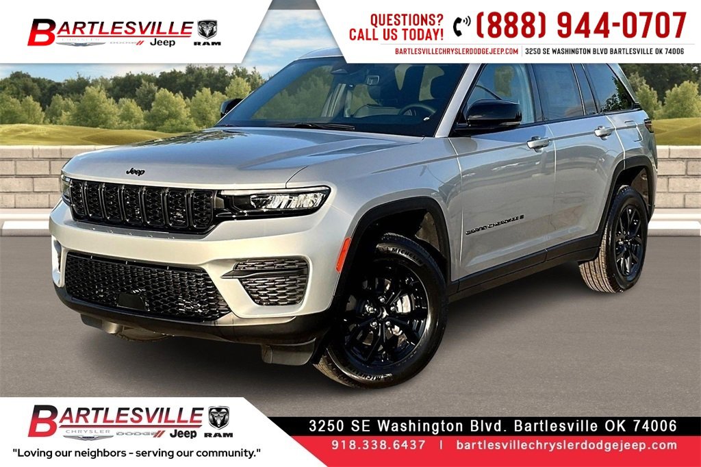 New 2025 Jeep Grand Cherokee Altitude image 1