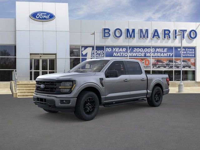 New 2026 Ford F150 XLT w/ XLT Black Appearance Package