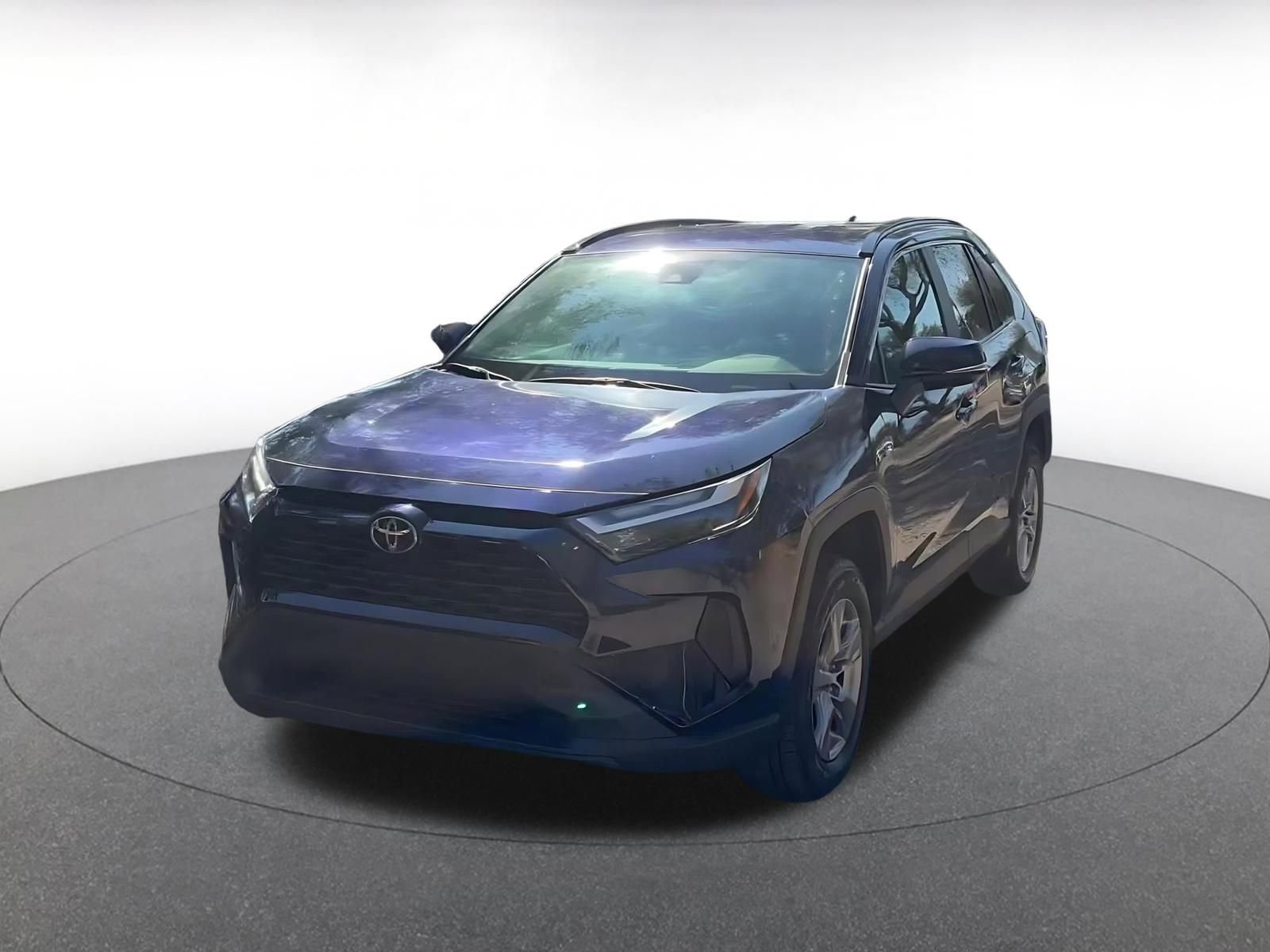 Used 2025 Toyota RAV4 XLE w/ Weather Package FWD image 7
