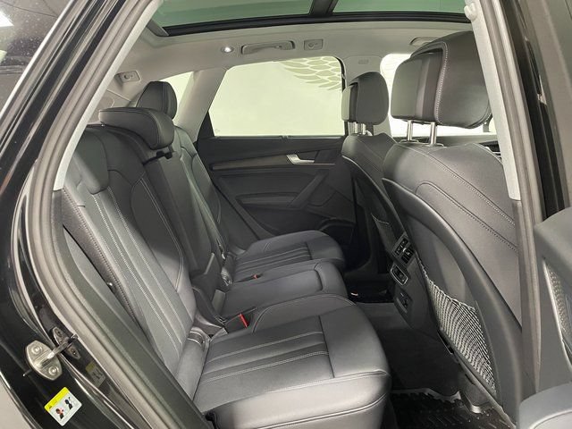 Used 2024 Audi Q5 e Prestige w/ Prestige Package AWD/4WD image 23