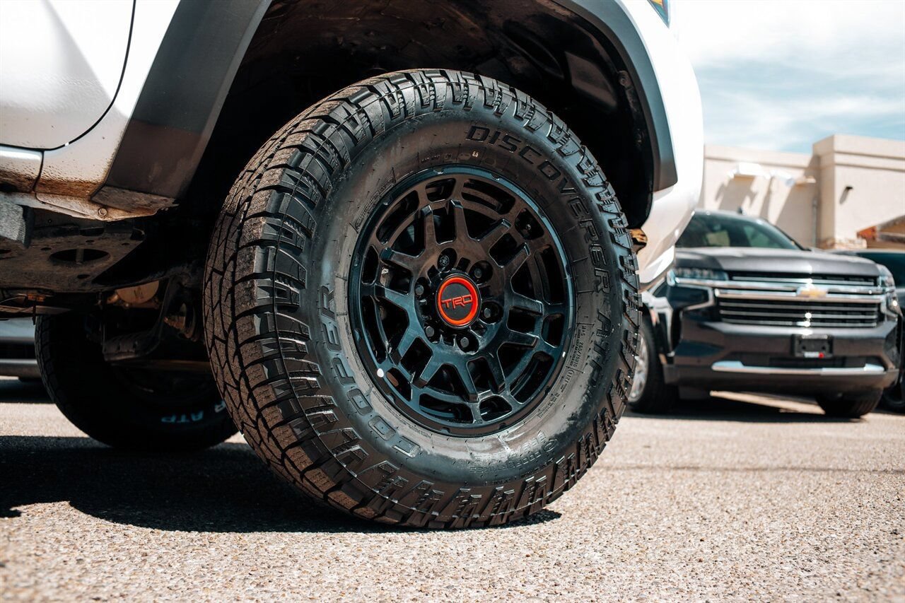 Used 2023 Toyota Tacoma TRD Pro AWD/4WD image 11