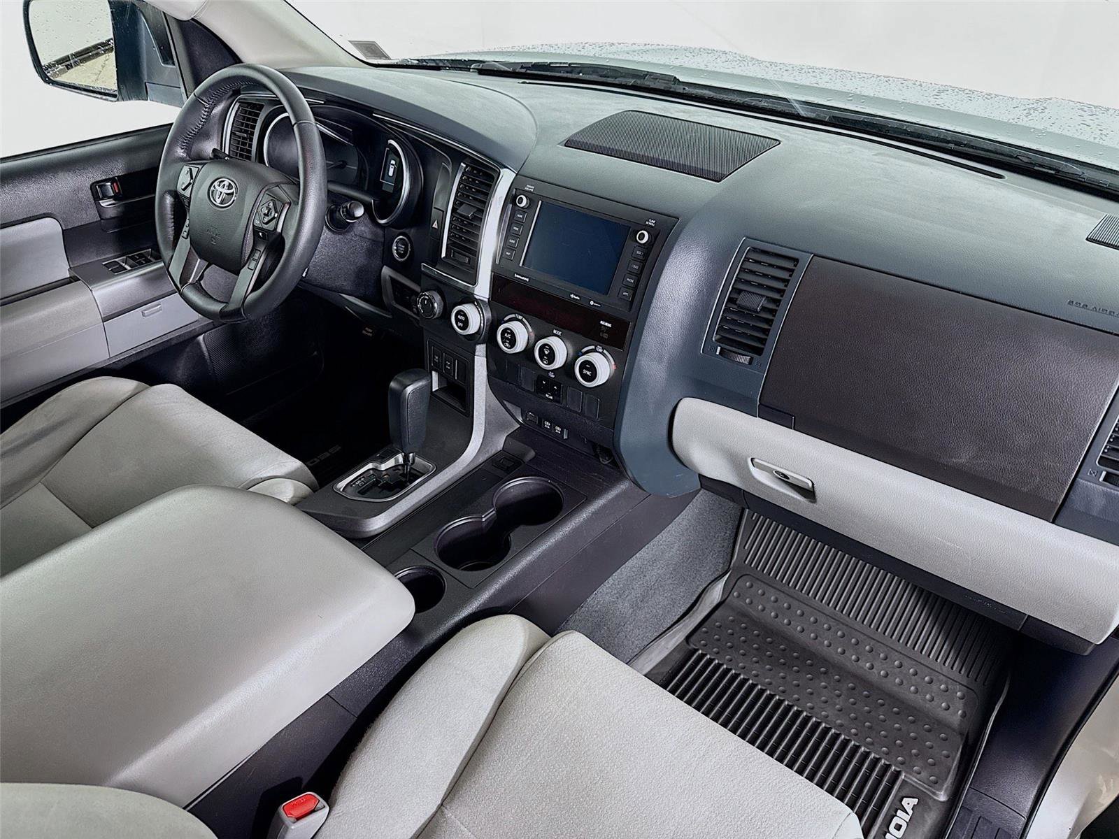 Used 2021 Toyota Sequoia SR5 image 29