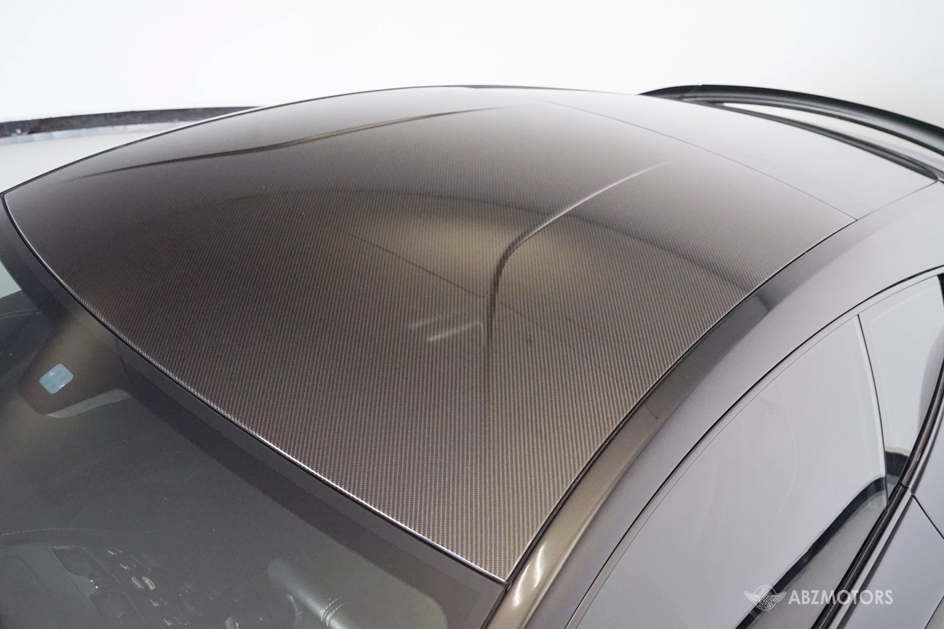 Used 2015 Aston Martin Vanquish Coupe RWD image 8