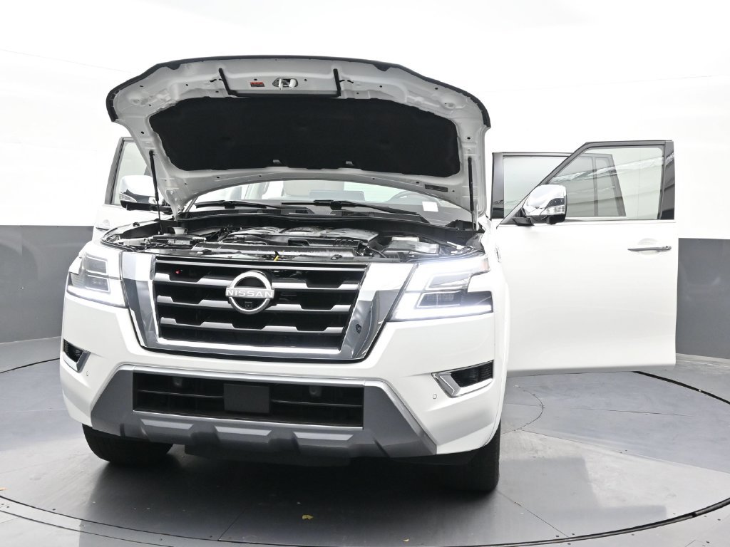 Used 2023 Nissan Armada Platinum w/ Captain's Chairs Package RWD image 37