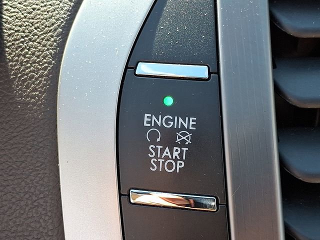 Used 2018 Lincoln MKZ Select w/ Select Plus Package FWD image 24