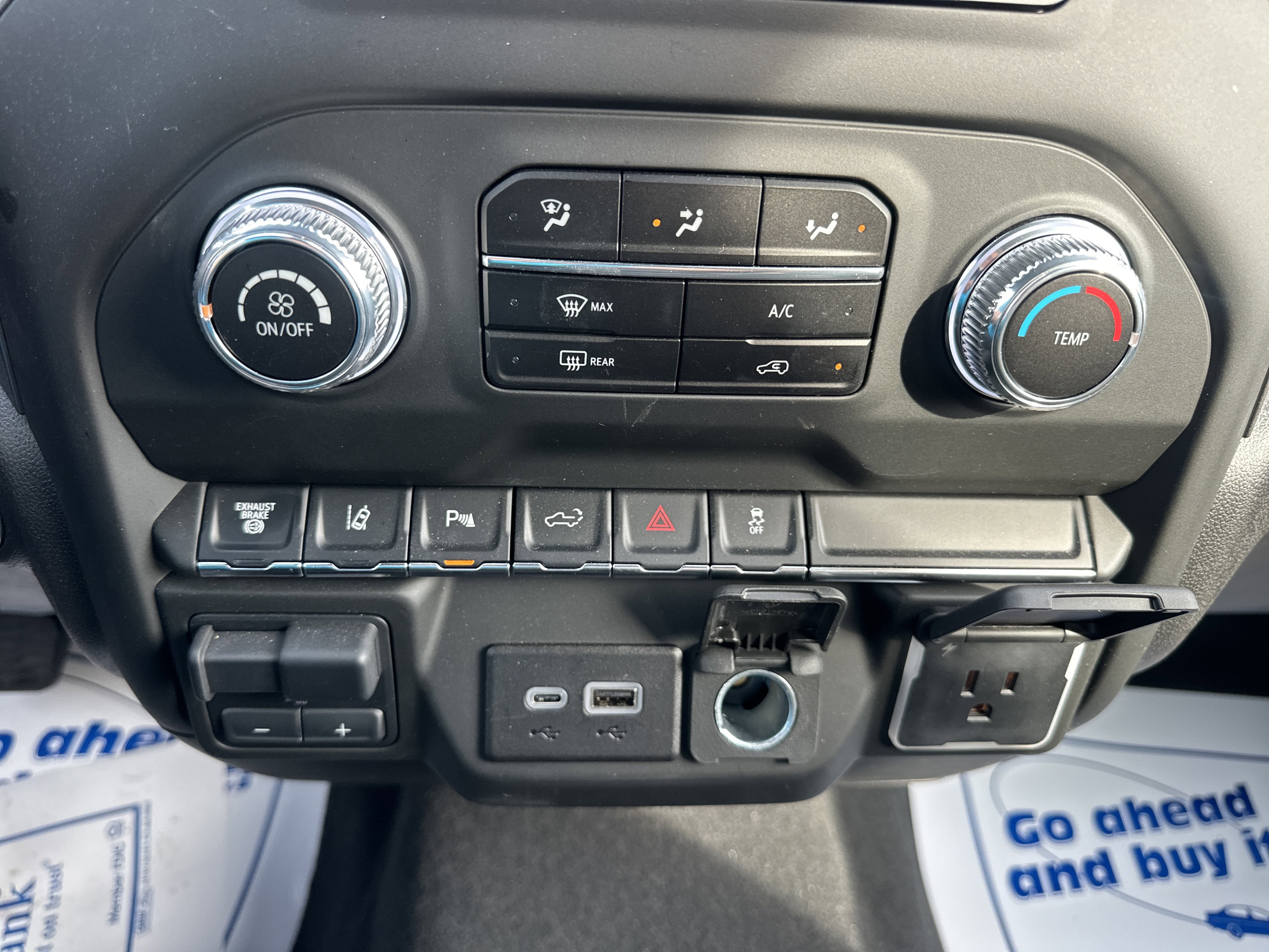 Used 2024 GMC Sierra 2500 Pro image 15