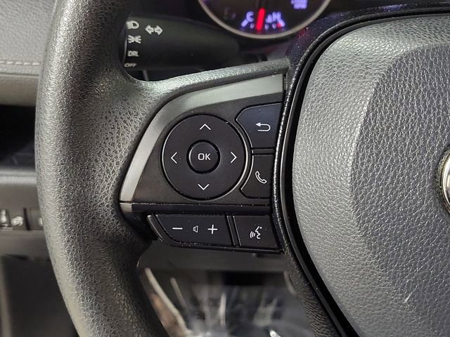 Used 2021 Toyota RAV4 LE FWD image 24