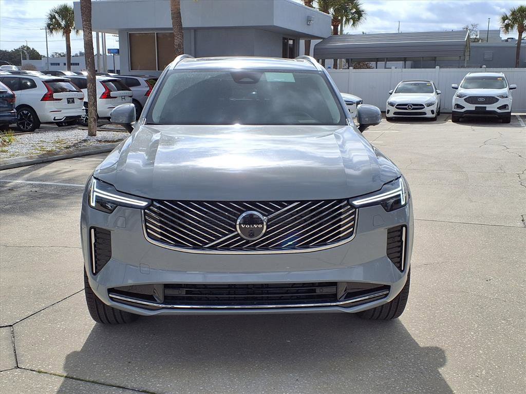 New 2026 Volvo XC90 B6 Plus w/ Protection Package Premier image 2