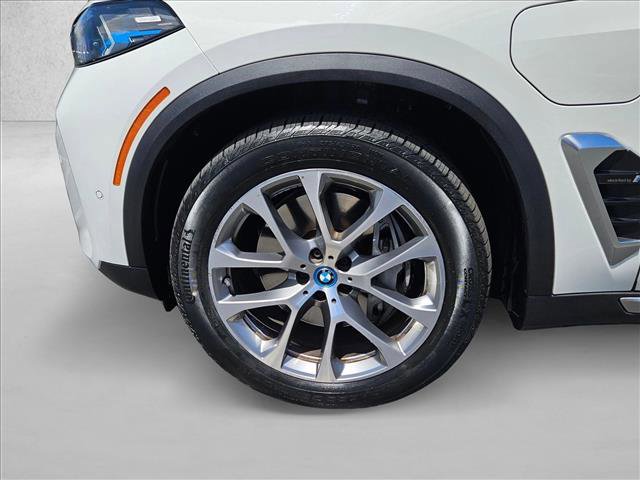 Certified 2024 BMW X5 xDrive50e w/ Executive Package AWD/4WD image 23