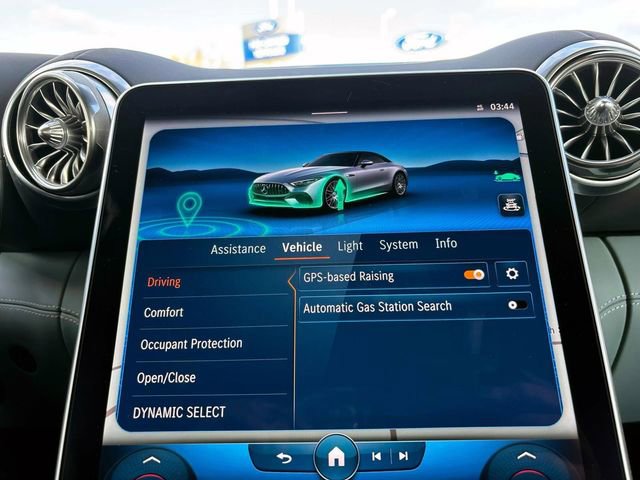 Used 2022 Mercedes-Benz SL 55 AMG SL 55 AMG w/ Driver Assistance Package image 22