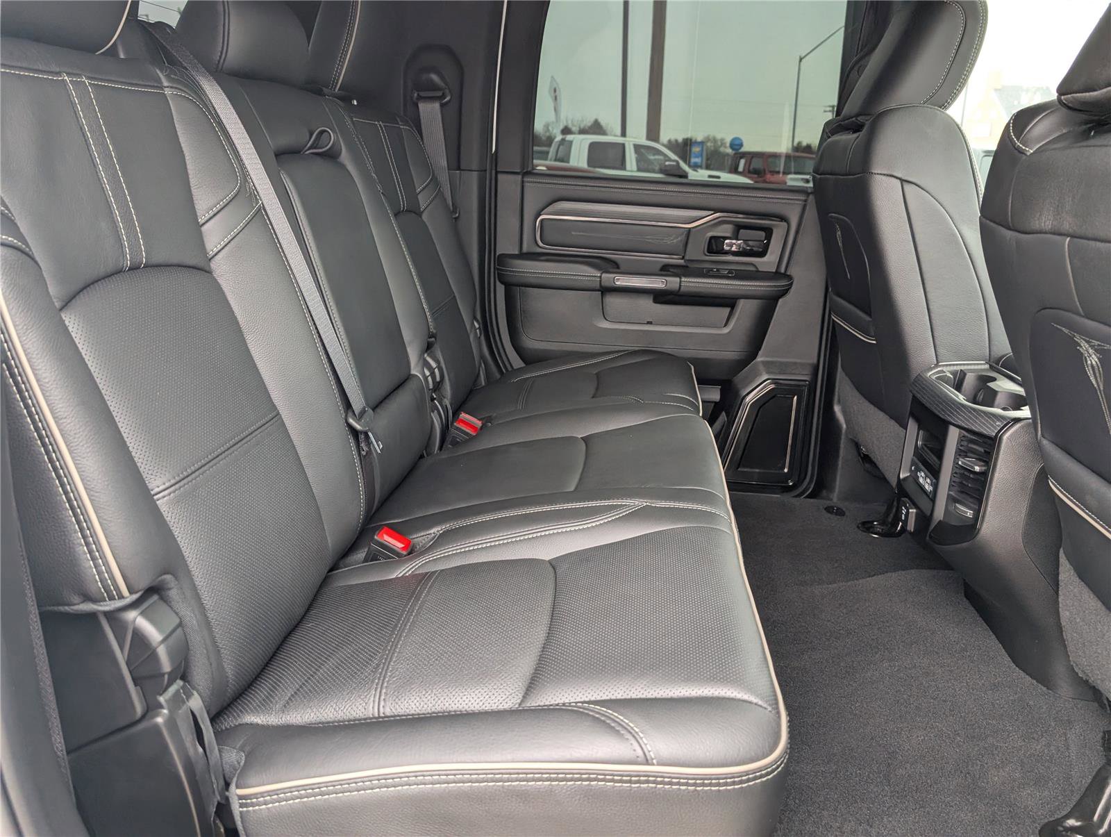 Used 2024 RAM 3500 Limited image 14