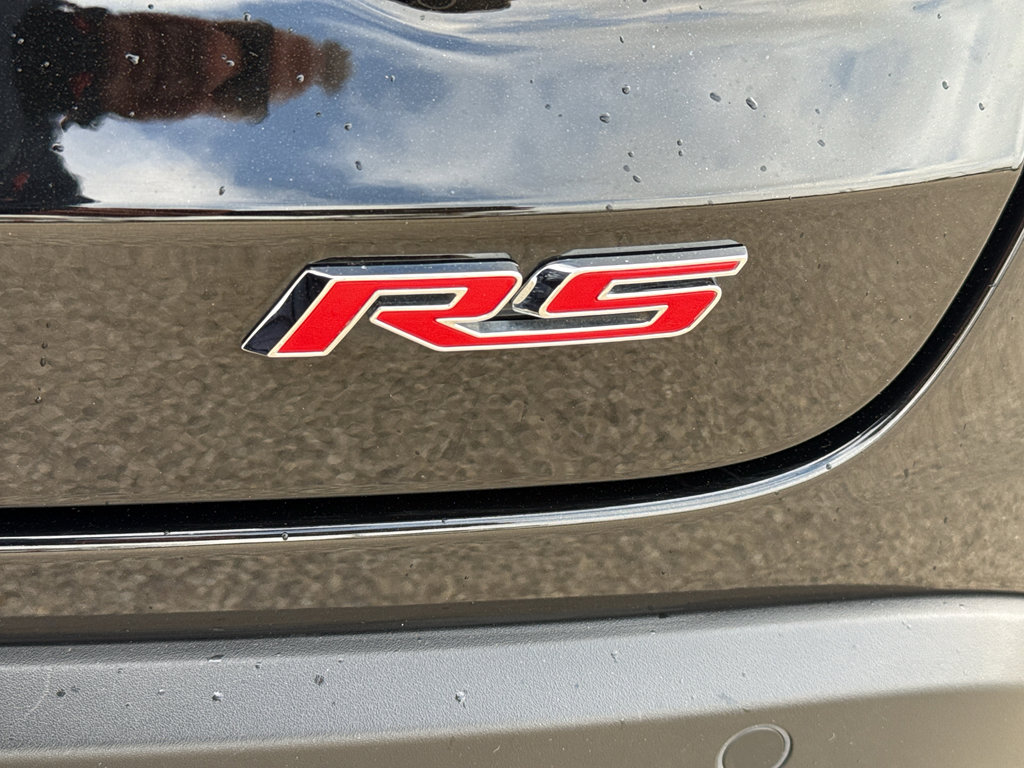 Used 2025 Chevrolet Trax RS w/ Sunroof Package FWD image 9