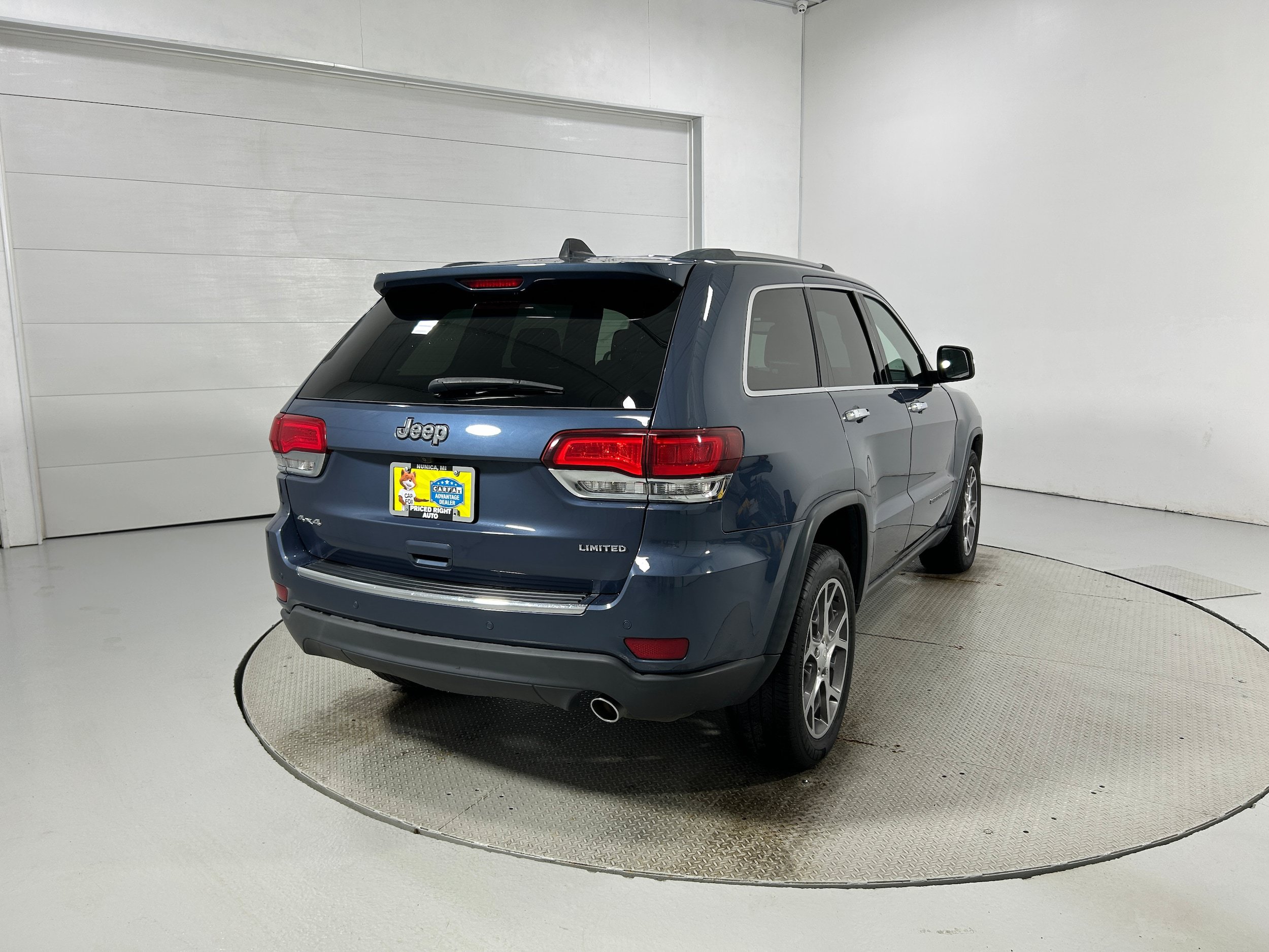 Used 2020 Jeep Grand Cherokee Limited AWD/4WD image 38