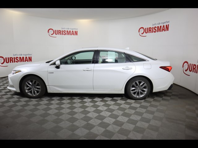 Used 2020 Toyota Avalon XLE w/ Moonroof Package FWD image 13