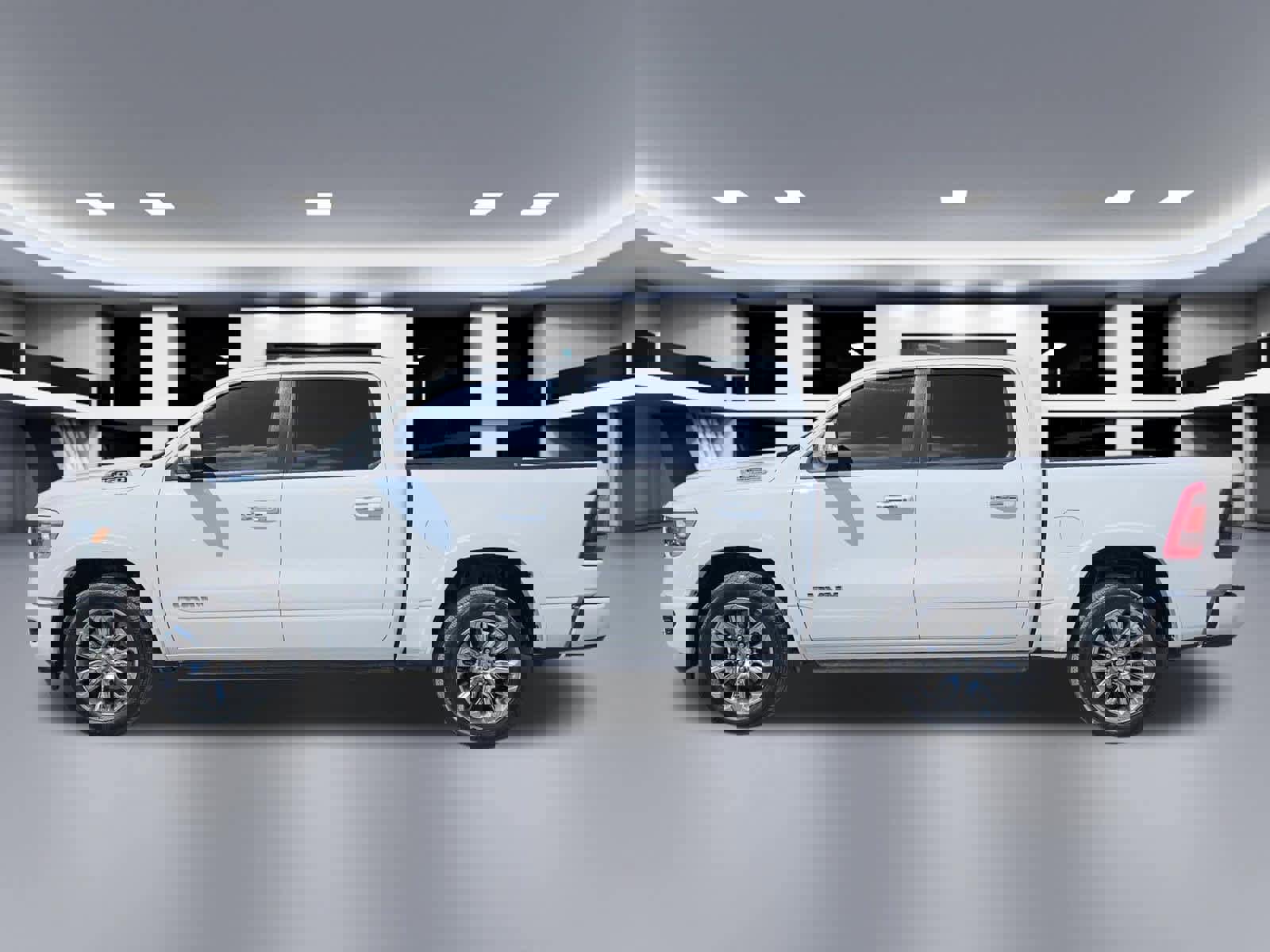 Used 2022 RAM 1500 Laramie w/ Laramie Southwest Edition image 3